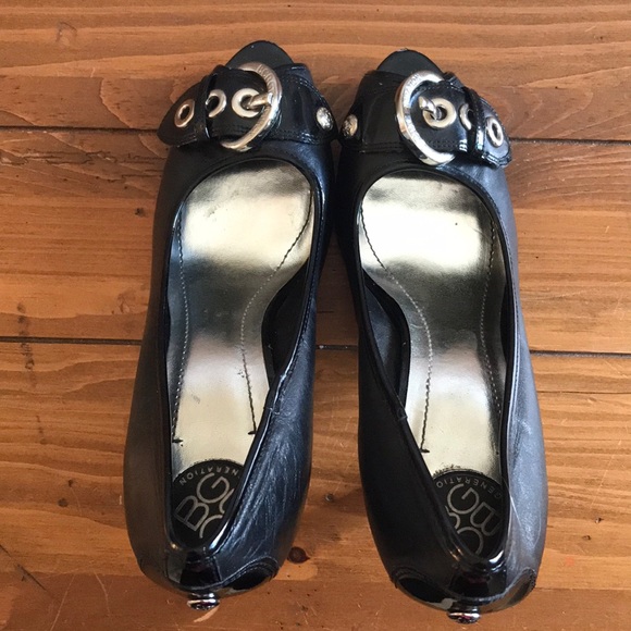 BCBG Peep Toe 4.5” Heel Shoe - Picture 2 of 7